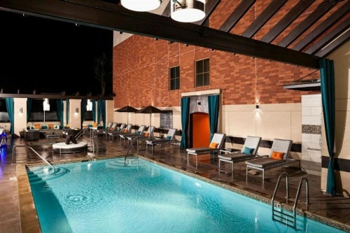 Wilshire Apartment 215 - 3 bedroom image 7